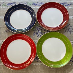 4 holiday dessert plates (set)